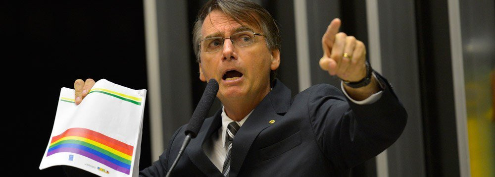 Bolsonaro é condenado a pagar R$150 mil a fundo de defesa LGBT Deputado federal Jair Bolsonaro (PSC-RJ) / Foto: Divulgação