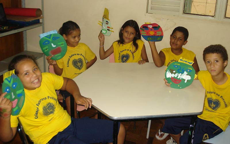 Crianças atendidas pela LBV aprendem sobre a riqueza cultural do MS