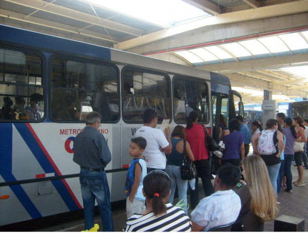 Tarifas de ônibus de curta distância ficam mais caras neste domingo Tarifas de ônibus de curta distância ficam mais caras neste domingo