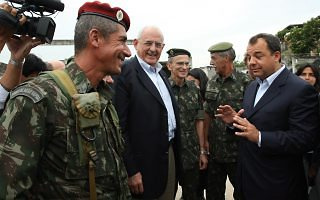 Ações do Exército no Complexo do Alemão serão filmadas Ações do Exército no Complexo do Alemão serão filmadas