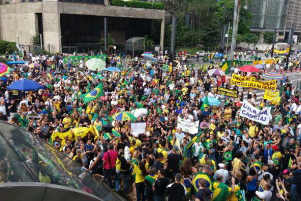 Manifestação contra o governo da presidenta Dilma e contra o ex-presidente Lula na Avenida Paulista / Foto: Daniel Mello