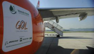  Avião abastecido com bioquerosene, biocombustível de aviação limpo e renovável adicionado ao querosene fóssil - Tânia Rêgo/Agência Brasil