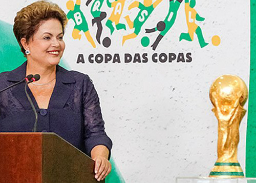 Mesmo com o aumento de 55% para 72% no percentual de insatisfeitos com a economia e a situação do País às vésperas da Copa do Mundo, maioria tem opinião favorável sobre a presidente Dilma Rousseff
