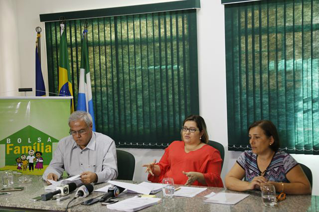 Coletiva foi convocada para explica recomendação do MPF à Prefeitura (Henrique Kawaminani)