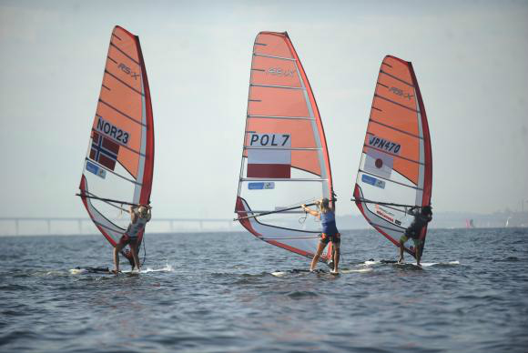 Mais de 300 atletas de 34 países participaram de regata na Baía de Guanabara, no primeiro evento-teste para os Jogos Olímpicos de 2016 / Tomaz Silva/Agência Brasil