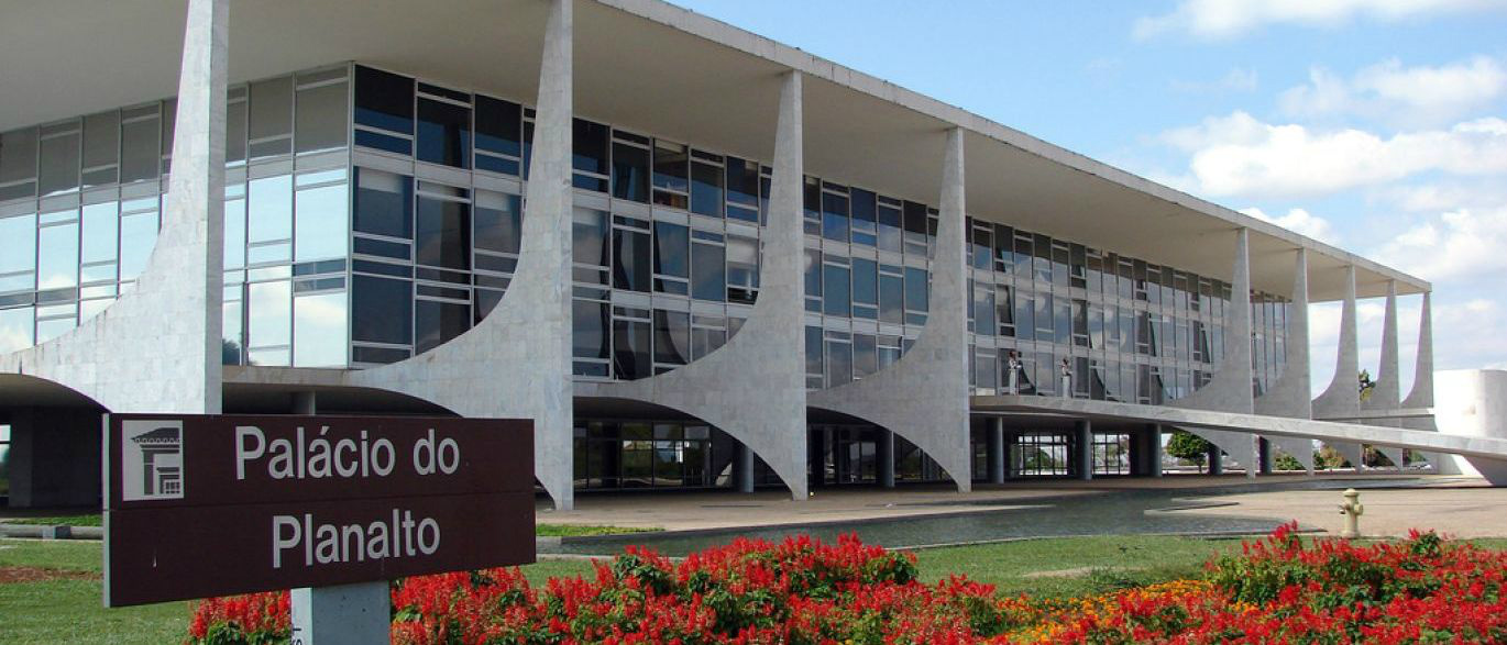 Com crise agravada, folga do STF de uma semana gera críticas DR