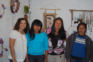 A assistente Social Camilla (E), Cleide, a agente de Saúde Crecencia e Matilde.
