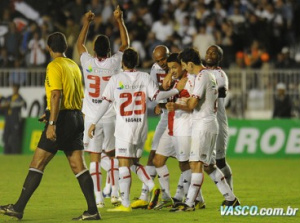 Vasco e Atlético-MG ficam no empate em São Januário Vasco e Atlético-MG ficam no empate em São Januário