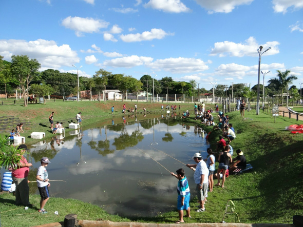 Feira do Peixe Vivo começa nessa quarta-feira em Amambai Torneio de pesca para crianças acontece na quinta-feira (24), no Parque da Cidade / Foto: Moreira Produções