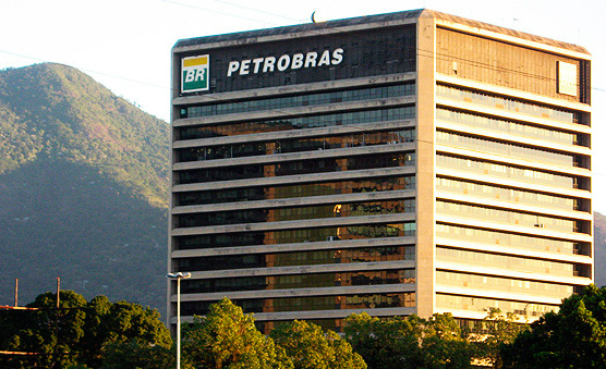 Petrobras tem prejuízo de R$ 34,83 bilhões em 2015