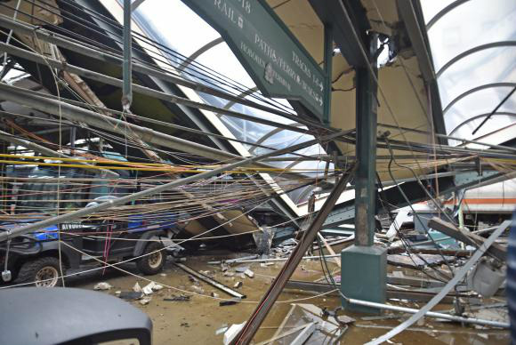 Um trem de passageiros descarrilou ao chegar à Estação Hoboken, em Nova Jersey. A brasileira Fabíola Bittar de Kroon, que aguardava na plataforma da estação morreu no localKevin P. Coughlin/divulgação do governo de Nova York/Agência Lusa