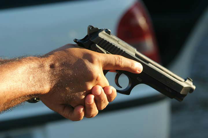 Armas de fogo causam 76% dos homicídios, diz pesquisa Armas de fogo causam 76% dos homicídios, diz pesquisa