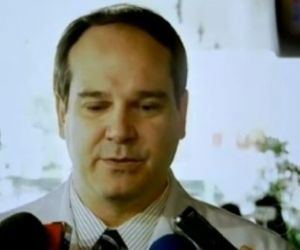 Alencar passa bem, após intervenção para conter sangramento, diz médico