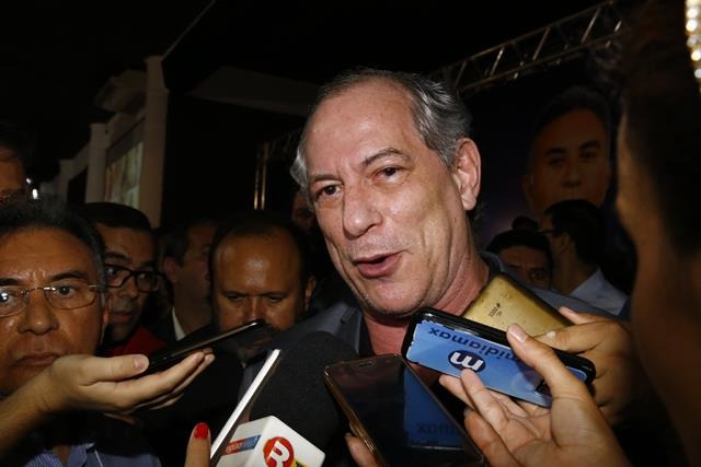 Em visita relâmpago, Ciro Gomes faz campanha em Campo Grande nesta quinta Ciro Gomes quando esteve em evento do PDT em Campo Grande em 2017. (Foto: Henrique Kawaminami/Arquivo)