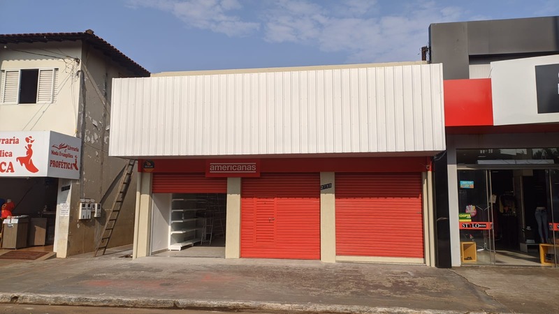 Lojas Americanas inaugura em breve em Amambai e está contratando A unidade em Amambai das Lojas Americas fica na avenida Pedro Manvailer, próximo da Valotta Calçados / Foto: Geovana Biron - Amambai Notícias
