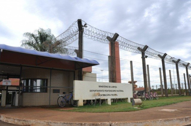 Presos fazem greve de fome na penitenciária federal da Capital Penitenciária Federal foi inaugurada em 2006 para receber os presos mais perigosos do País. (Foto: Alcides Neto/Arquivo)