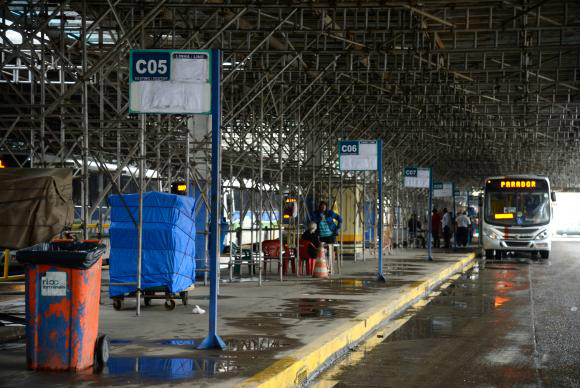 Terminal rodoviário Américo Fontenelle, na Central do Brasil, funciona parcialmenteFoto: Divulgação 