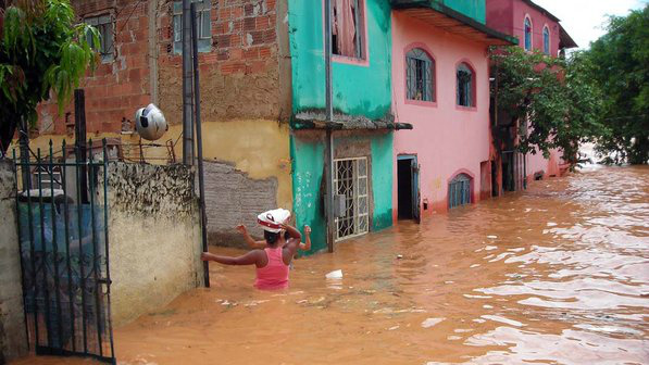 Chuvas em Minas já registram 15 mortes Chuvas em Minas já registram 15 mortes