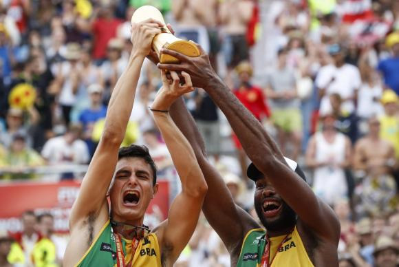 Dupla brasileira é campeã mundial de vôlei de praia na Áustria