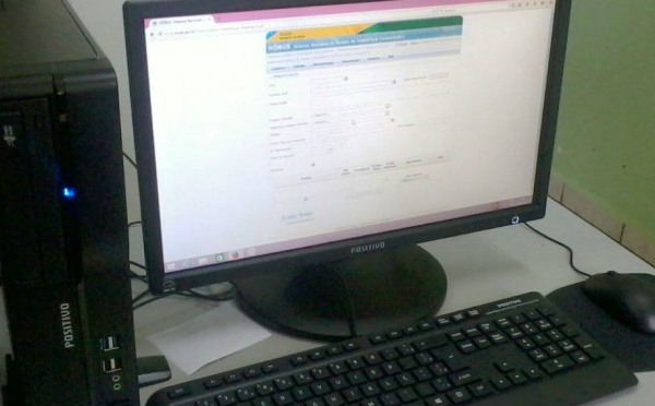 Municípios de MS recebem computadores para informatizar serviços farmacêuticos O objetivo geral do projeto é qualificar a gestão da Assistência Farmacêutica por meio da formação profissional e informatização dos serviços farmacêuticos / Foto: Divulgação