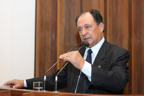 Zé Teixeira está confiante na aprovação do Código Florestal Zé Teixeira está confiante na aprovação do Código Florestal
