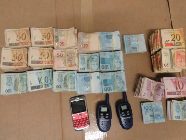 Suspeito de assalto a banco em MS é preso com R$ 95 mil no Paraná