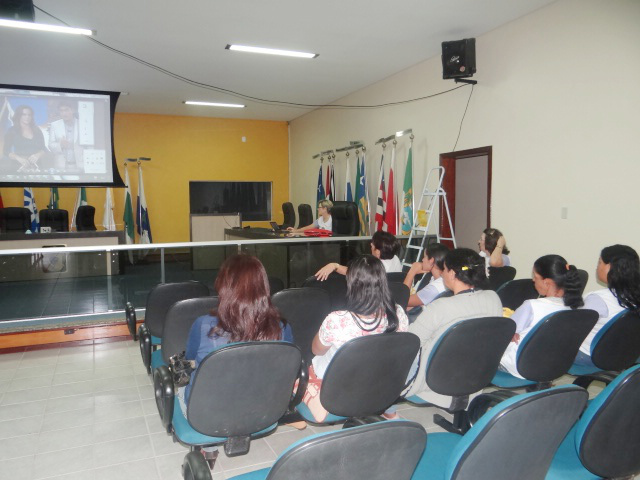 Loreni Giordani é advogada e mestre em educação.