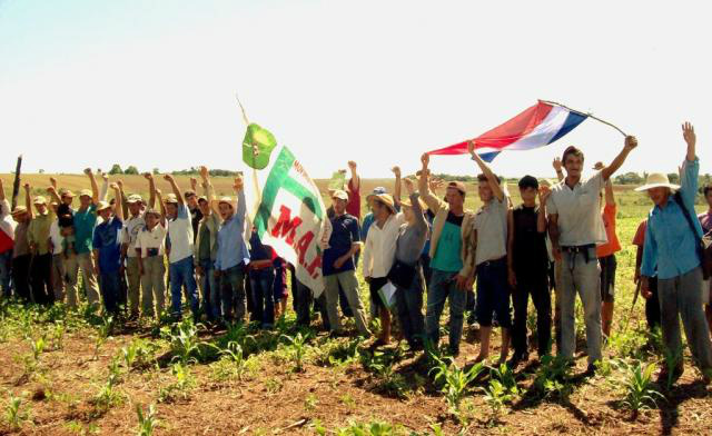 Tensão entre sem-terra do Paraguai e produtores brasileiros aumenta