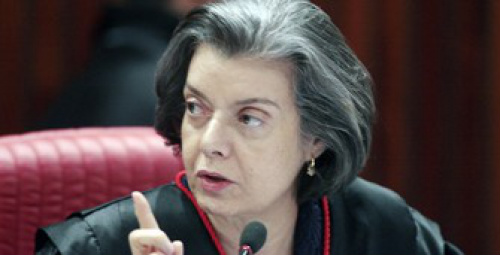 Mensalão: Não cabe ao TSE interferir na pauta de julgamentos do STF