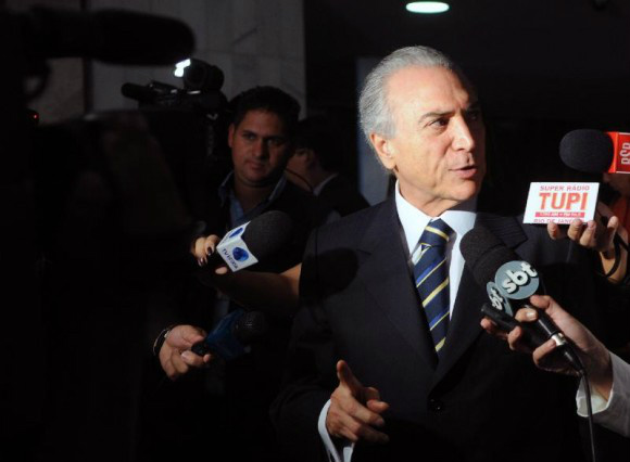 Temer repudia "conspirações" e "intrigas" e diz que não é "frasista" Temer repudia "conspirações" e "intrigas" e diz que não é "frasista"