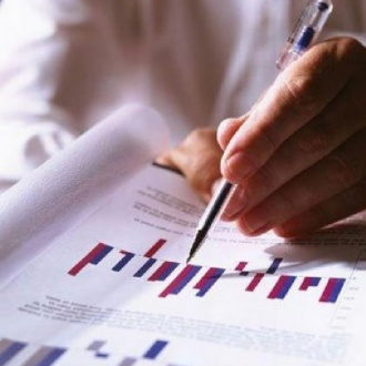 Confiança do setor de serviços tem pior resultado desde agosto de 2009, diz FGV Confiança do setor de serviços tem pior resultado desde agosto de 2009, diz FGV