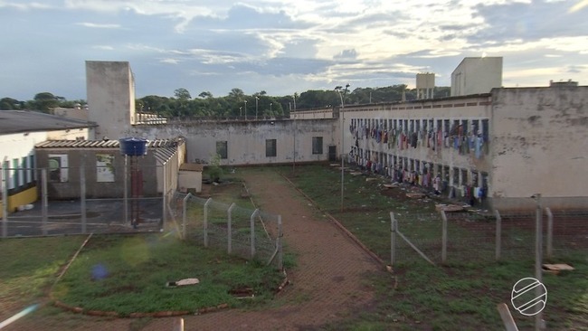 Juiz diz que implantação de telas em presídio de MS para combater drones é 'extremamente caro' (Foto: Reprodução TV Morena)