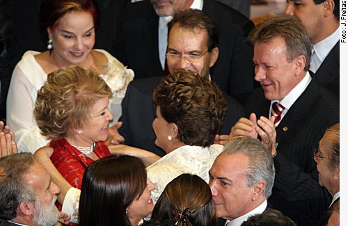 Marta quer ser o braço direito de Dilma no Senado Marta quer ser o braço direito de Dilma no Senado