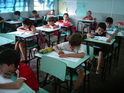 Pesquisa mostra que aumenta a escolarização dos brasileiros
