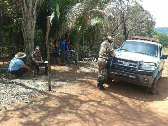 PMA autua invasor de terras por desmatamento e incêndio ilegais Foto: PMA/MS