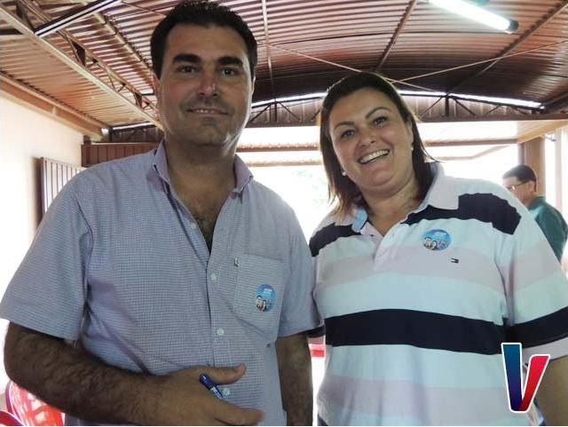 Gilmar Vicentin e Cynthia Escobar fazem o lançamento oficial de sua campanha nesta sexta-feira (3), no Alphaville Clube de Amambai.