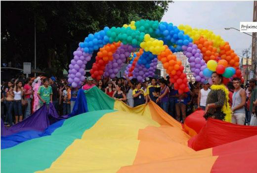 População LGBT de Campo Grande pede combate à homofobia e Estado laico População LGBT de Campo Grande pede combate à homofobia e Estado laico
