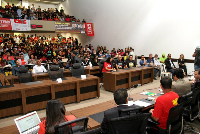 Audiência debate desvantagens das Reformas propostas pela União Movimentos sociais e sindicais se unem para debater as reformasFoto: Wagner Guimarães