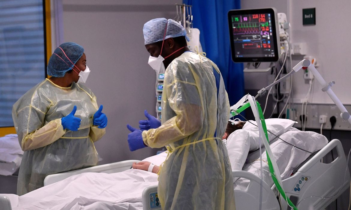 Ocupação de leitos de covid -19 cai para 80% pela primeira vez no ano Foto: Agência Brasil