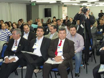 Com participação de MS, representantes municipalistas unem forças em Brasília Com participação de MS, representantes municipalistas unem forças em Brasília