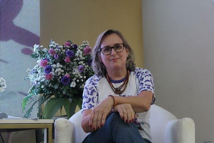 Eloísa é a candidata a vice-prefeita do PT. (Divulgação/Facebook).