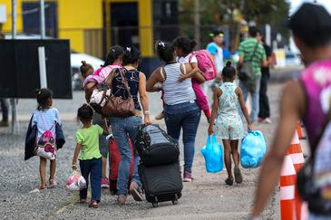 População brasileira passa de 208,4 milhões de pessoas, mostra IBGE População brasileira passa de 208,4 milhões de pessoas, mostra IBGE