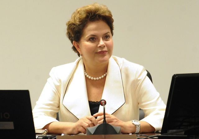 Dilma passa o carnaval na Bahia, mas longe da folia Dilma passa o carnaval na Bahia, mas longe da folia