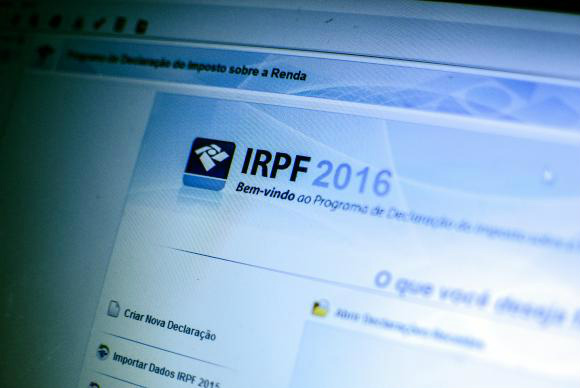 Mais de 5 milhões de brasileiros já declararam o Imposto de Renda 2016 Mais de 5 milhões de brasileiros já declararam o Imposto de Renda 2016