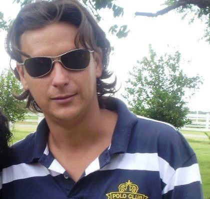 Piloto de Amambai está desaparecido e família faz campanha nas redes sociais Renato Bender está desaparecido desde o dia 4 de julho. Foto: Arquivo pessoal.