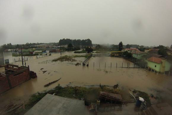 Chuva forte alaga cidades e desabriga famílias em Santa Catarina Corupá, no Vale do Itajaí, foi o primeiro município a decretar situação de emergênciaDefesa Civil de Santa Catarina/Divulgação