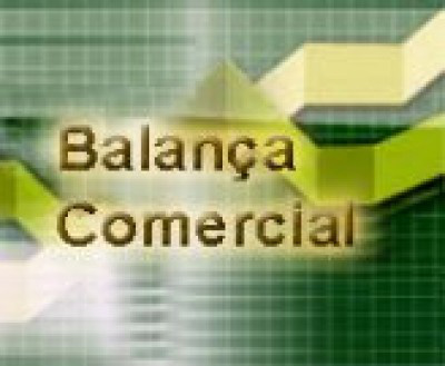 Balança comercial começa o segundo semestre com superávit de US$ 2,9 bilhões