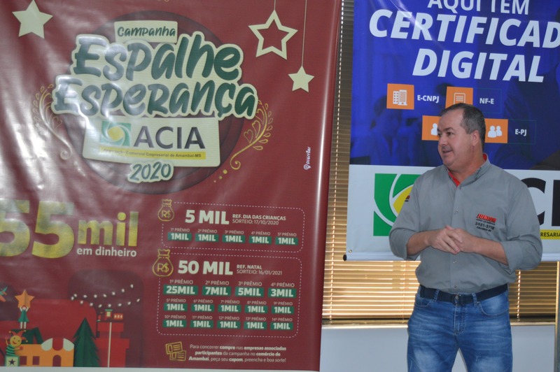 Campanha de final de ano da ACIA de Amambai foi lançada e está de cara nova Presidente da Acia, Clemente Martins Júnior / Foto: Moreira Produçõem