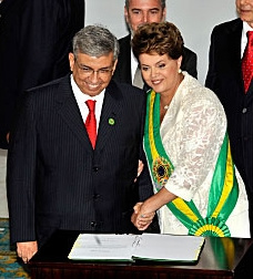 Garibaldi apoia Dilma no combate à corrupção