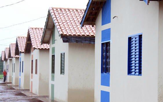 Governo do Estado e parceiros lançam construção de 1.515 casas em Ponta Porã